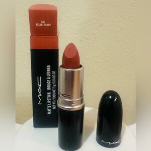 MAC Cosmetics Velvet Teddy Matte Lipstick - Rich Terracotta
